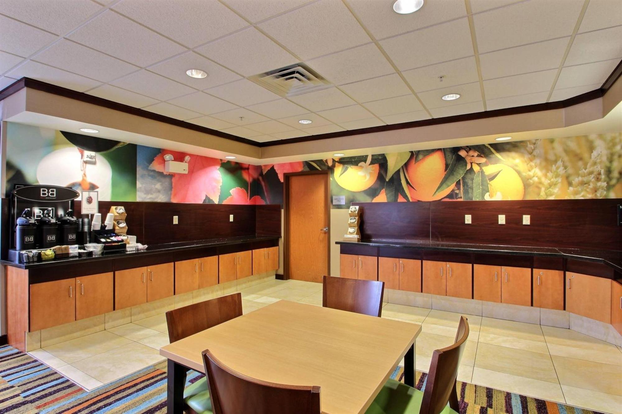 אוק קריק Fairfield Inn & Suites By Marriott Milwaukee Airport מראה חיצוני תמונה