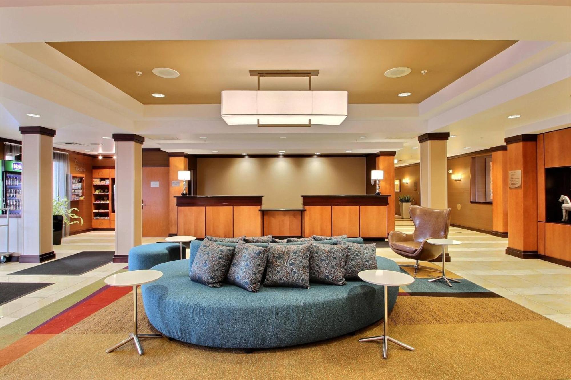 אוק קריק Fairfield Inn & Suites By Marriott Milwaukee Airport מראה חיצוני תמונה
